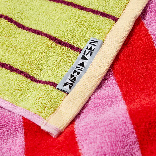 Dusen Dusen Fig Stripe Bath Towel detail