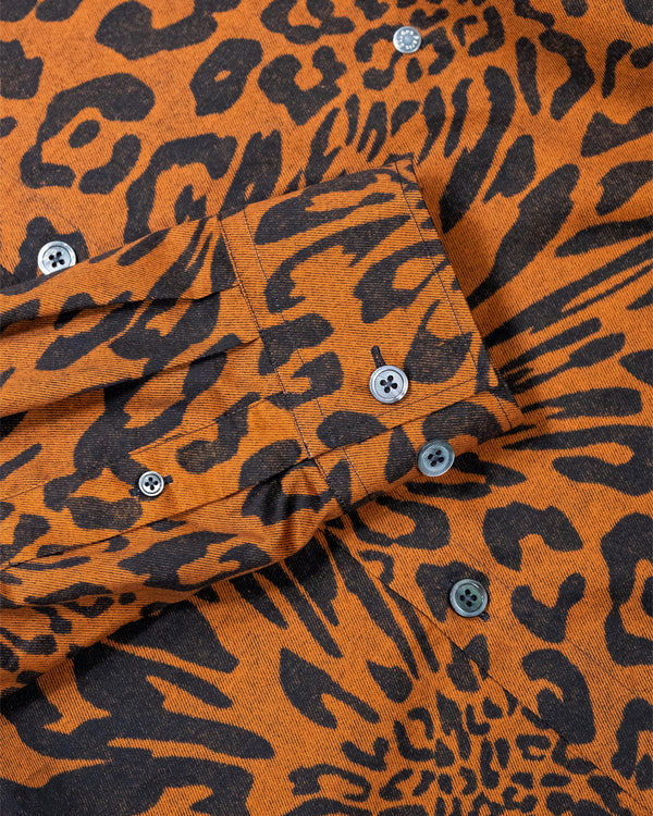 Études Illusion Leopard Shirt detail